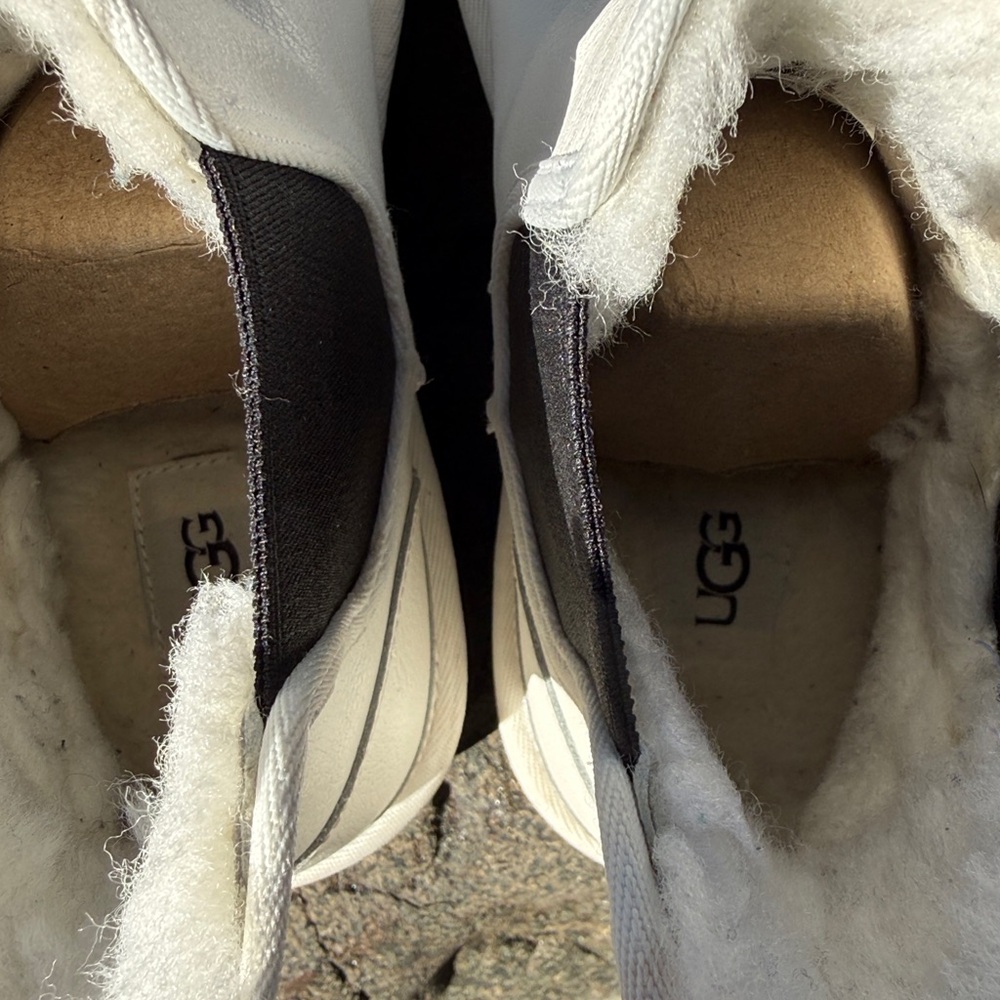 UGG NEUMEL PLATFORM WHITE CHELSEA BOOT - 9 - NIB ! 🥶❄️ - Picture 10 of 14